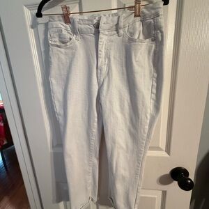 Judy Blue Women's white Skinny Capri